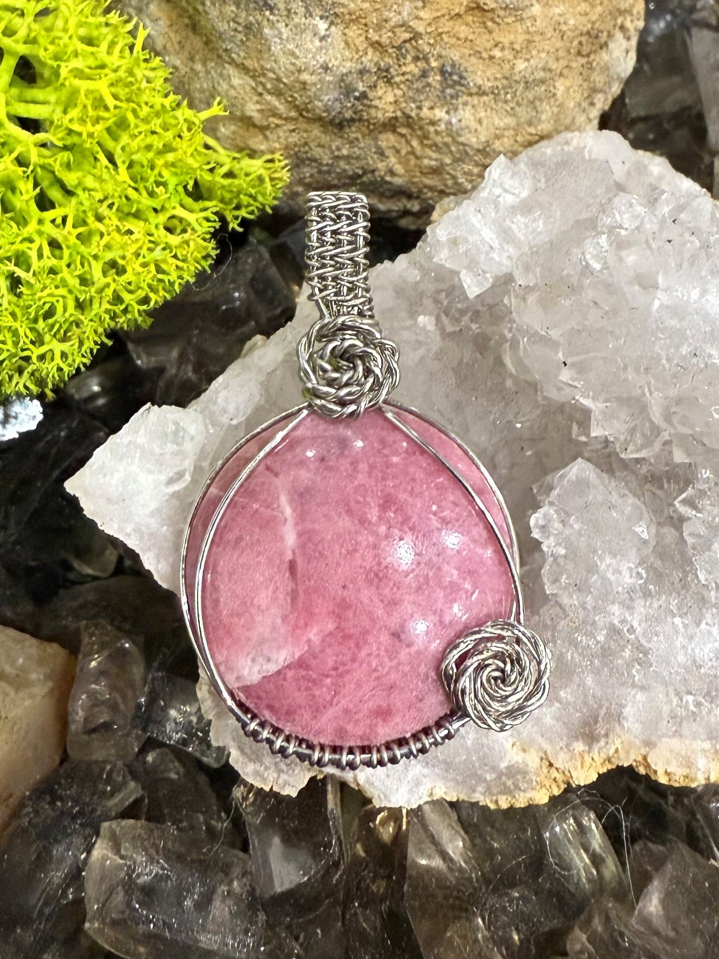 Rhodonite