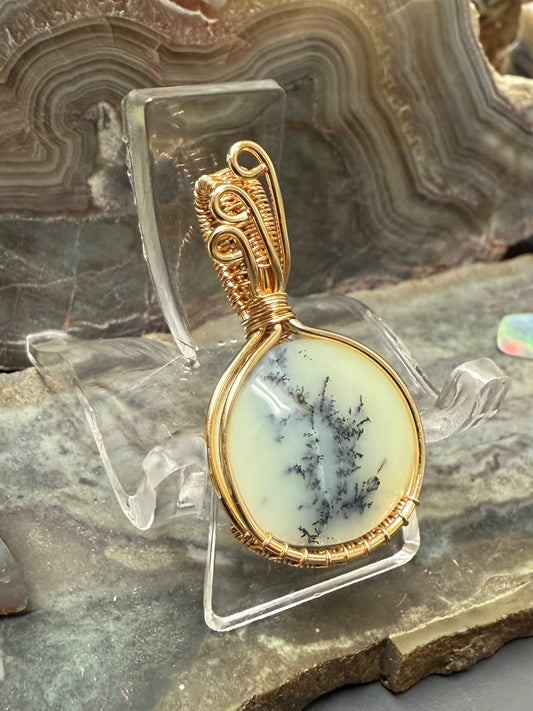 Dendritic Opal