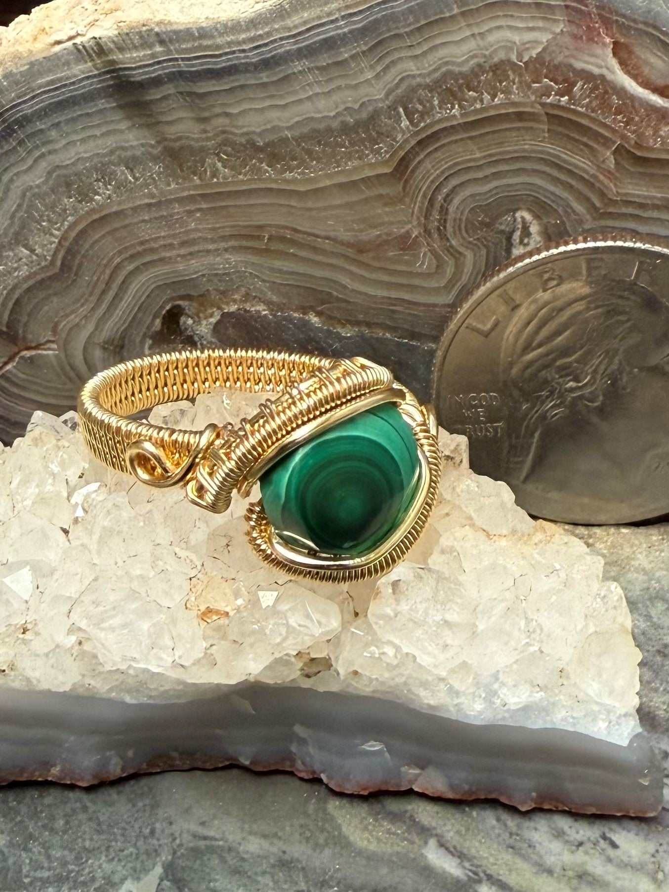 Anillo de malaquita